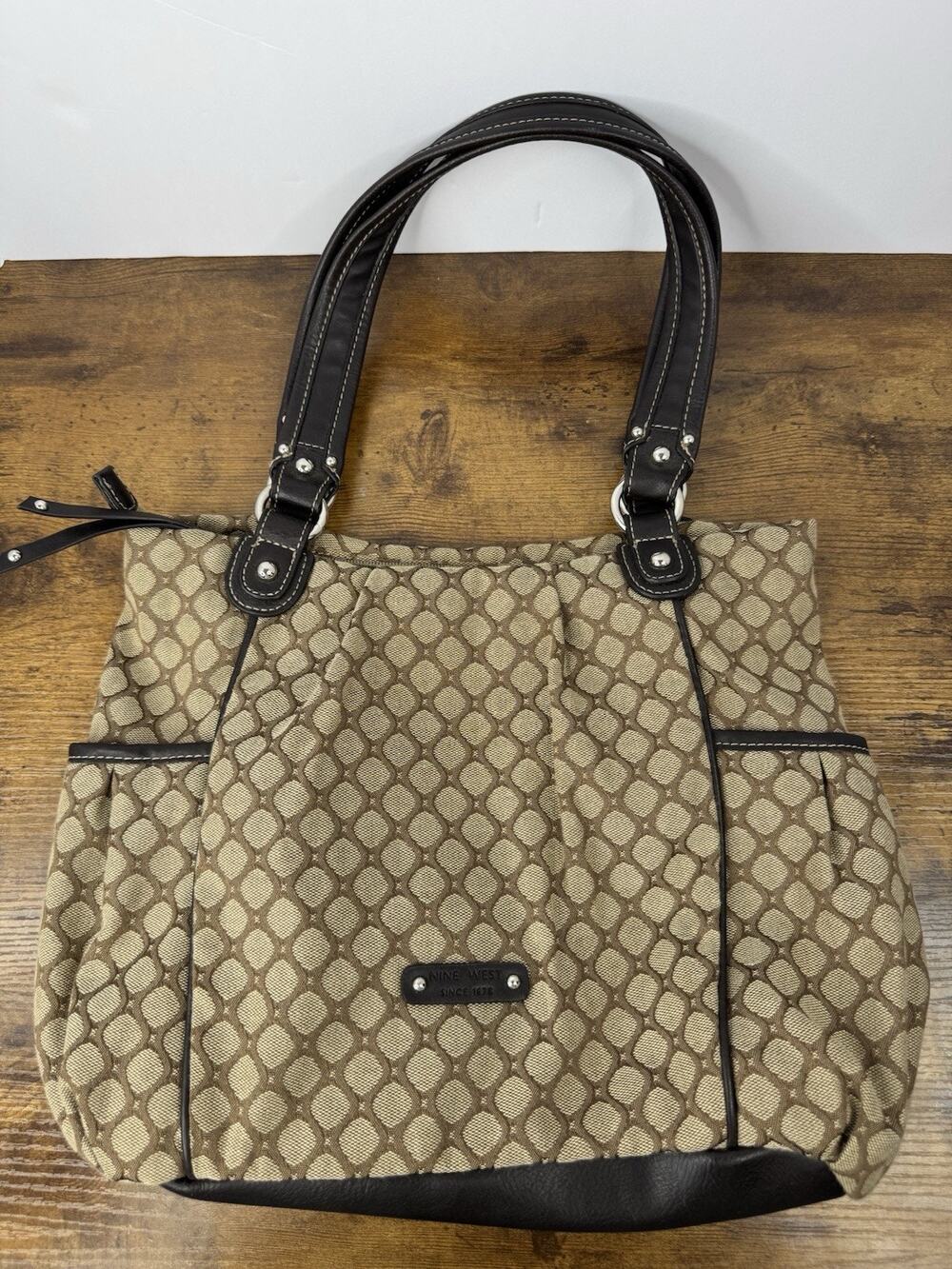 Nine West Brown Tan Jacquard Shoulder Tote Bag Purse Zip Top Pockets